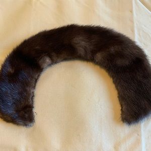 Mahogany Mink Small Lined Collar Strip